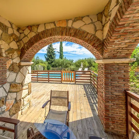 Parys Villa